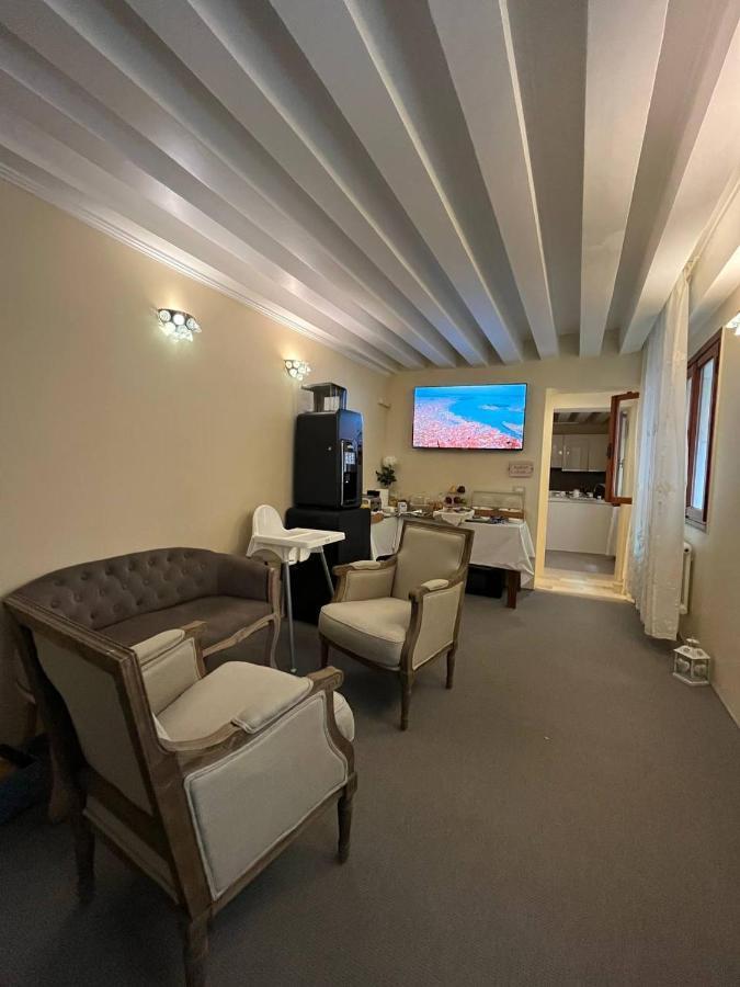Corte Del Doge Di Rialto Venice Luaran gambar