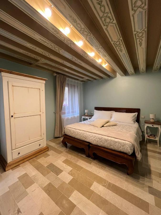 Corte Del Doge Di Rialto Venice Luaran gambar
